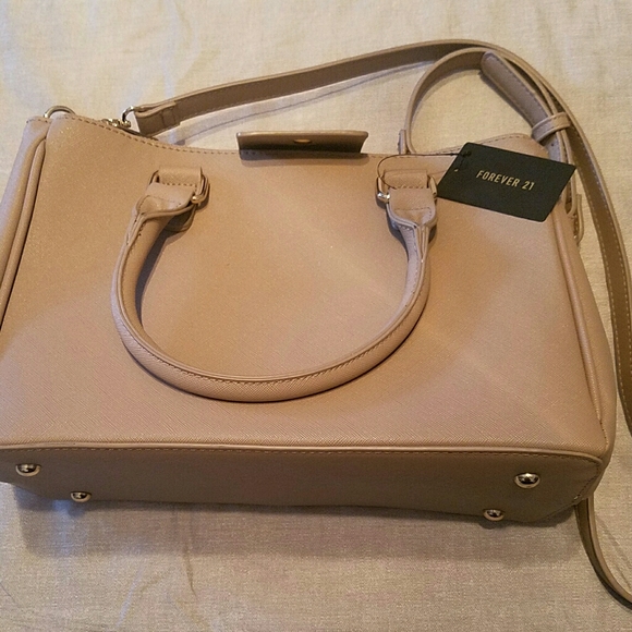 Forever 21 Handbags - PRETTY BEIGE HANDBAG